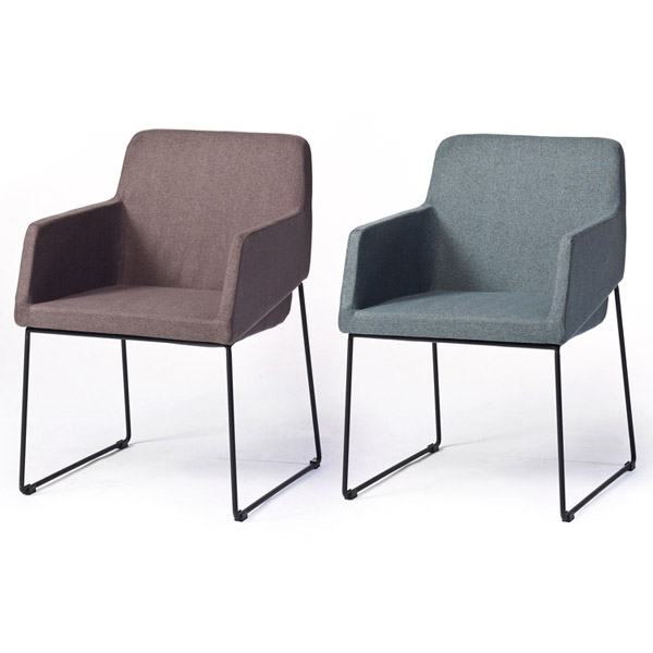 라벤더 디자인의자